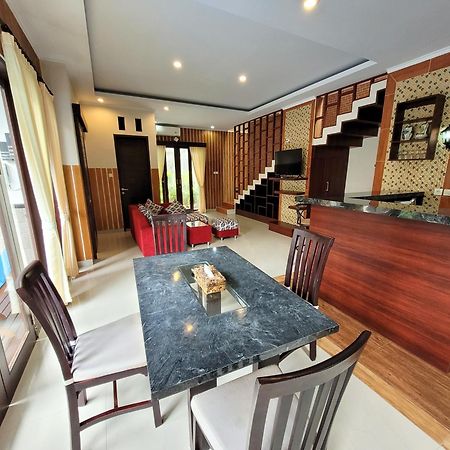 Ramantika Sunset Bay Villa Nusa Dua  Exterior foto